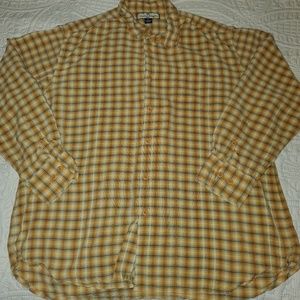 Men's Tommy Bahama XL longsleeve stitch detail